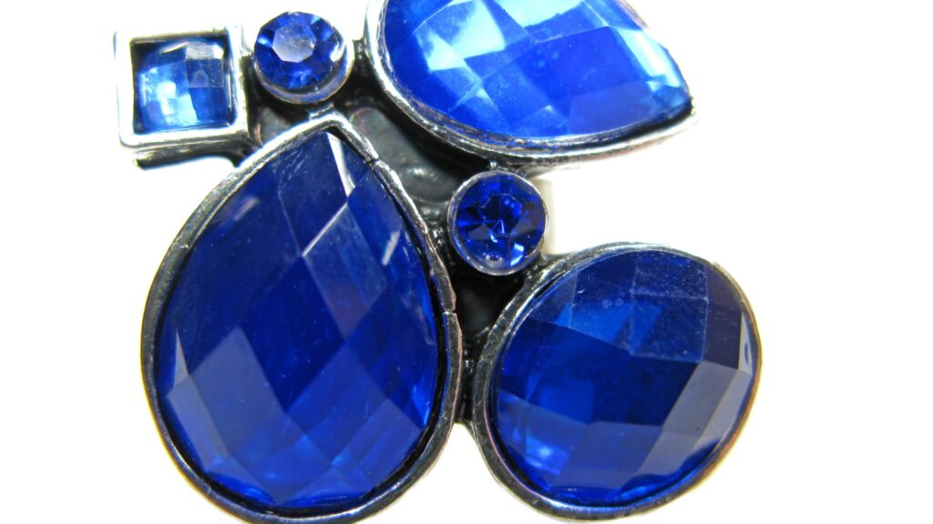 21 Dark Blue Crystal Names: Gemstones Images : Spectacular Gems to Adorn Your Collection