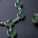 Jade Vs Jadeite: 9 Differences Between These Stones