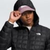 THE NORTH FACE Women's ThermoBall Eco Parka (Standard and Pl...