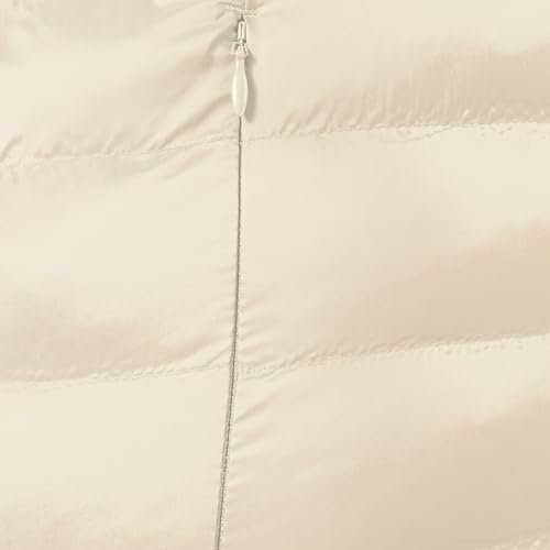 Amazon Essentials Women's Lightweight Long-Sleeve Water-Resi...