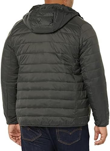 Amazon Essentials Men's Lightweight Water-Resistant Packable...