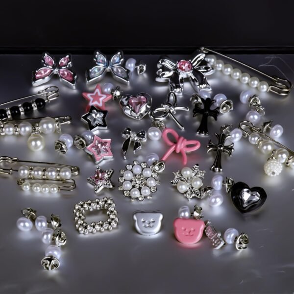 62pcs Silver Set Sock Charm Set, Safety Pin Brooch, Rhinesto...