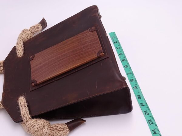Handmade Leather and Wood Bag – Elegant Shoulder Bag for Wom...