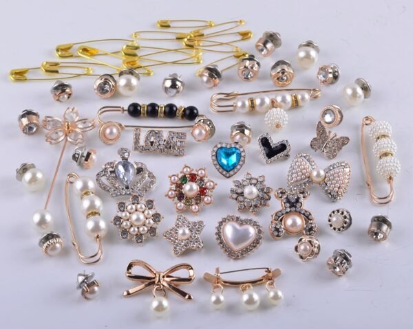 Charms for Socks Safety Pin Brooch,55pcs Junk Sock Charms Pi...