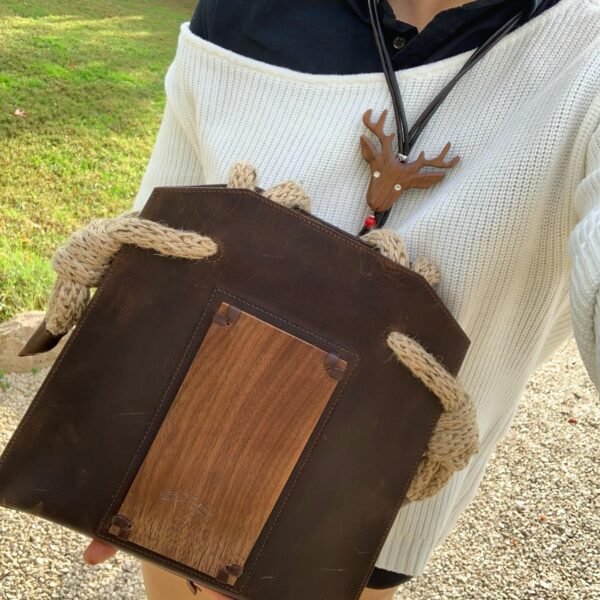 Handmade Leather and Wood Bag – Elegant Shoulder Bag for Wom...