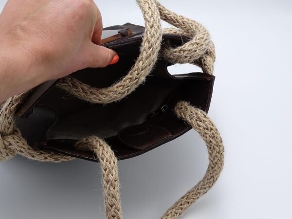 Handmade Leather and Wood Bag – Elegant Shoulder Bag for Wom...