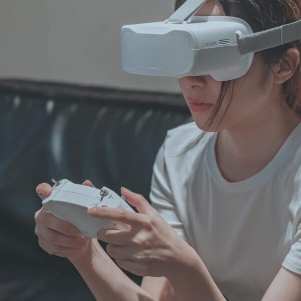 61MaparcNYL._AC_SL1500_.jpg BETAFPV Cetus Pro FPV Drone Kit with 3 Flight Modes Altitude Hold Emergency Landing Self Protection Turtle Mode with Radio Transmitter Goggles for FPV Beginners Player-to-Pilot