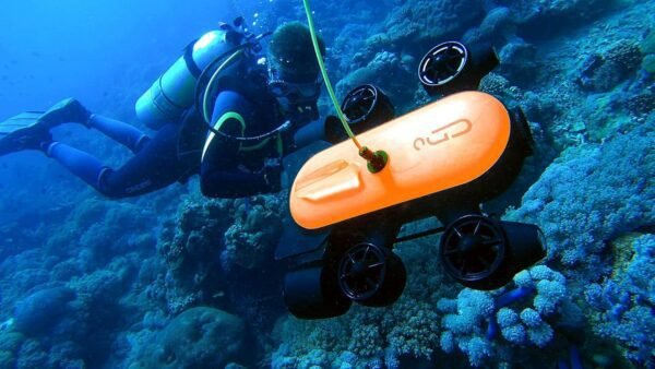 810szCchTlL._AC_SL1500_.jpg 150M Tether Titan Professional Underwater Drone ROV AUV Robot with 4K UHD Action Camera Remote Control Real-time Steaming Undersea Detection for Viewing, Recording, Fishing, Salvage Work (150M Titan)