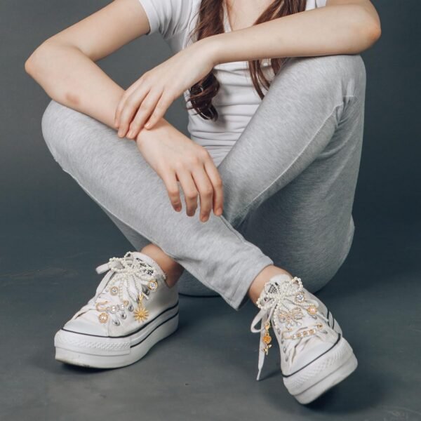 114PCS Clip-On Sneaker Decoration Charm Set, Pearl & Rhinest...