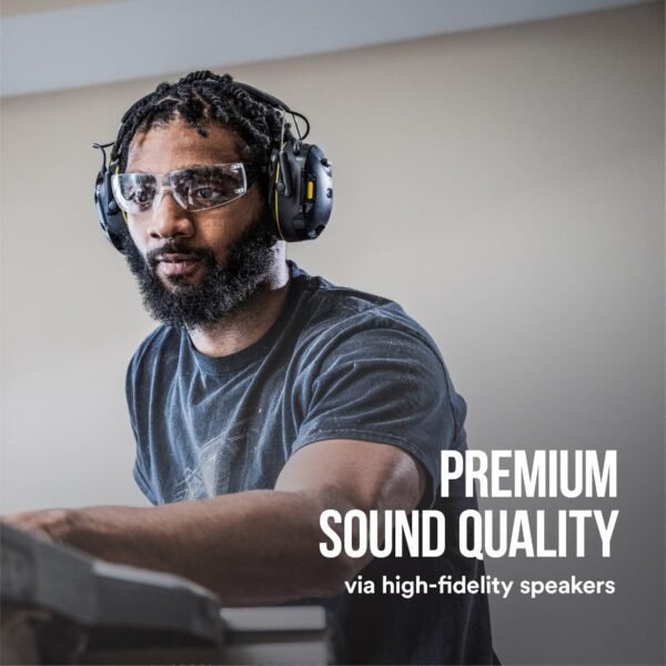 3M WorkTunes Connect Wireless Hearing Protector with Bluetooth Technology, Bluetooth Hearing Protection with a 26 dB Noise Reduction Rating