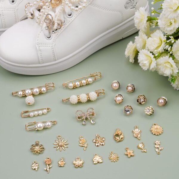 114PCS Clip-On Sneaker Decoration Charm Set, Pearl & Rhinest...