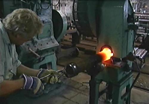 The Steam Locomotive, How it Works, Technology & Practice